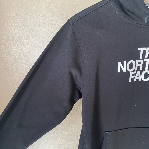 The North Face Black White Large Logo Fleece Hoodie - Picture 4 of 10